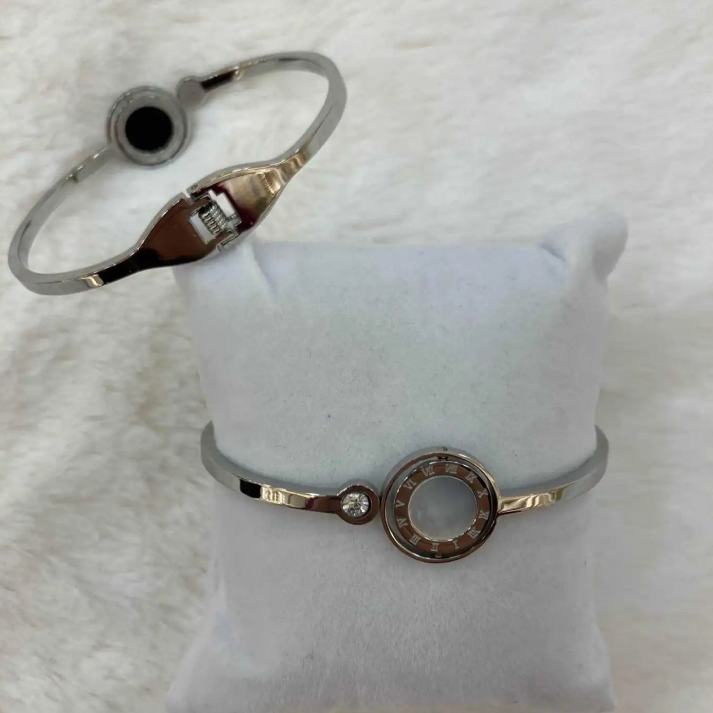 SZ350623 SILVER BRACELET