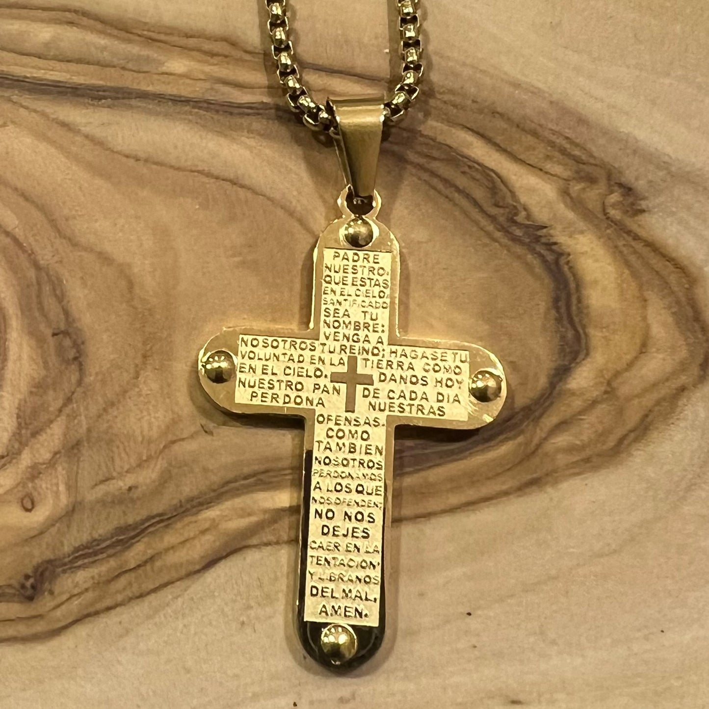 X151063 GOLD CROSS NECKLACE